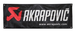 Bandera Akrapovic...